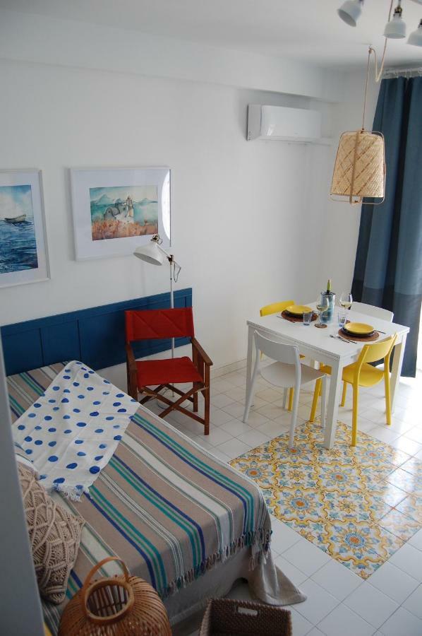 La Casa Sulla Spiaggia Apartamento Nettuno Exterior foto